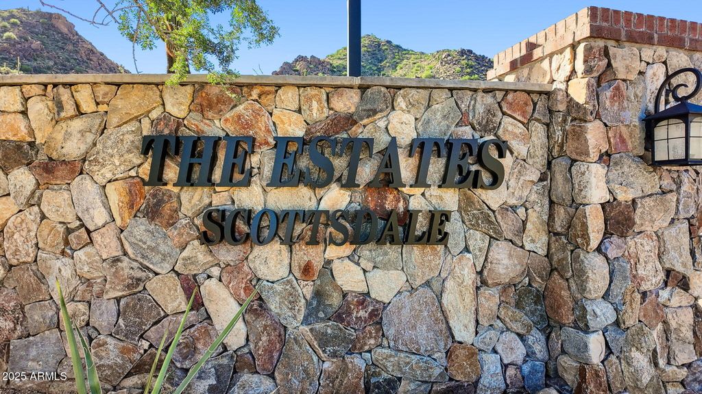 Photo of 14325 E Davenport Drive #4, Scottsdale, AZ 85259 (MLS # 6884875)
