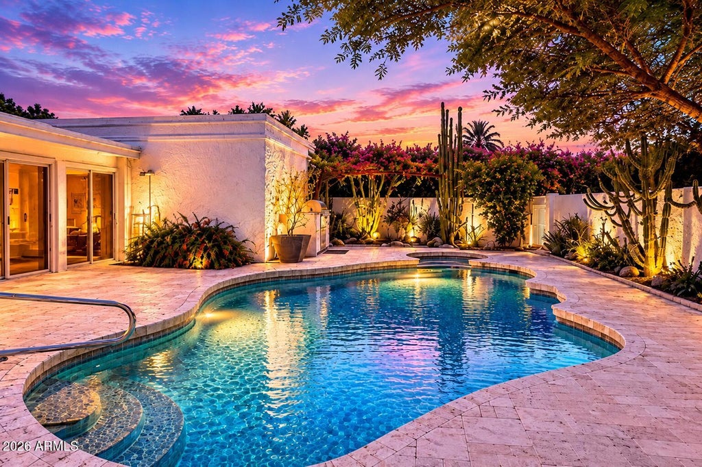 Photo of 7337 E Echo Lane, Scottsdale, AZ 85258 (MLS # 7033176)