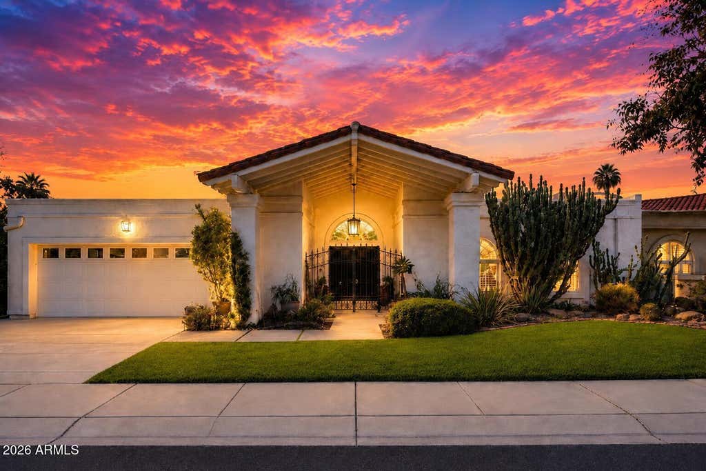 Photo of 7337 E Echo Lane, Scottsdale, AZ 85258 (MLS # 7033176)