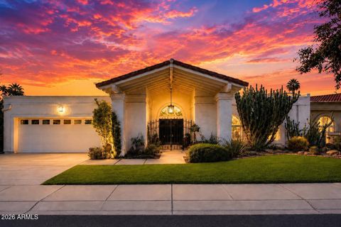 Photo of 7337 E Echo Lane, Scottsdale, AZ 85258 (MLS # 7033176)