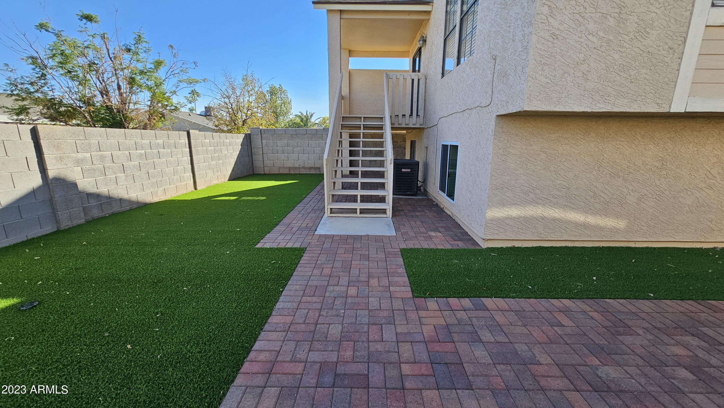 921 S VAL VISTA Drive 26