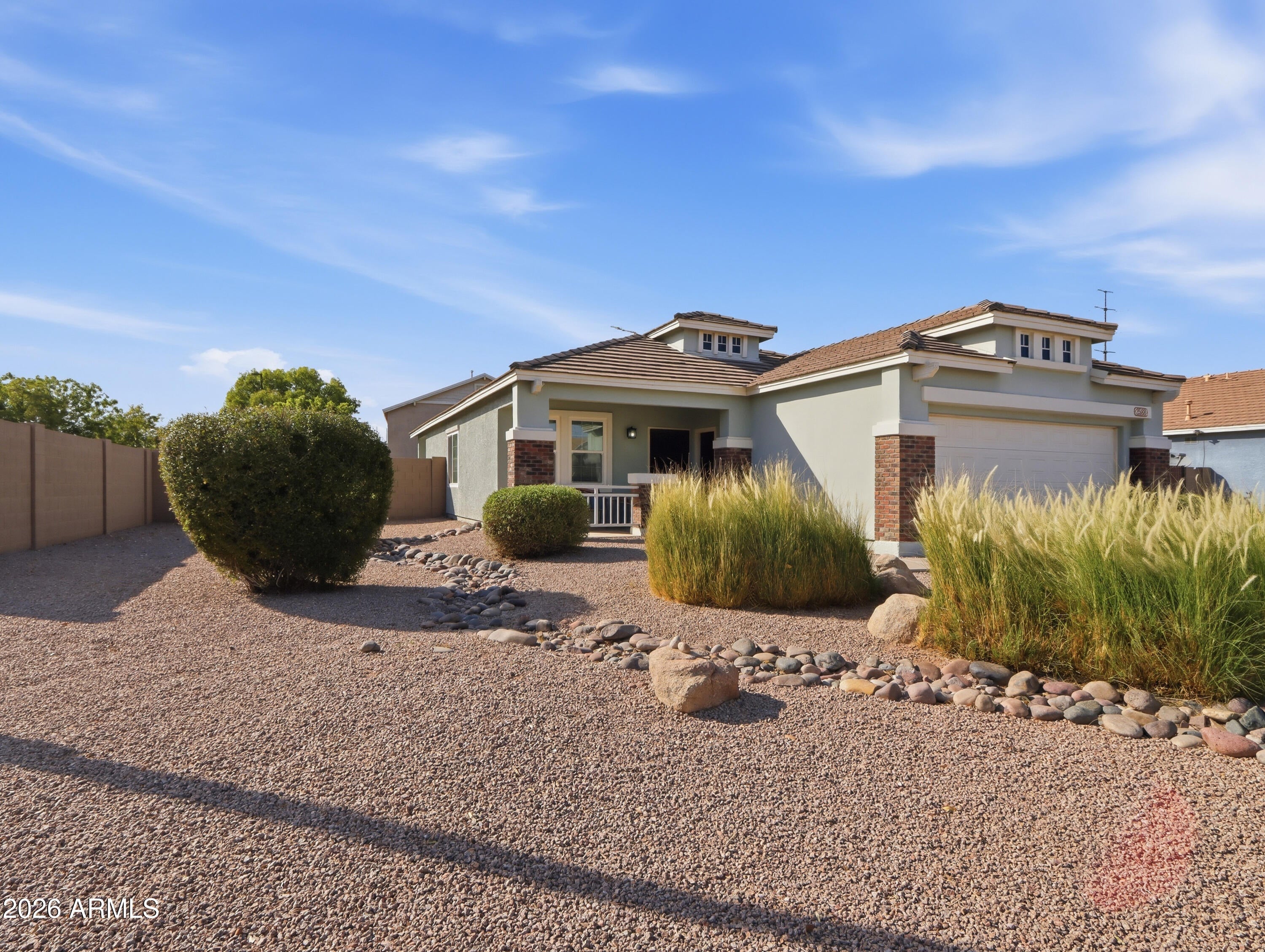 2588 E IVANHOE Court