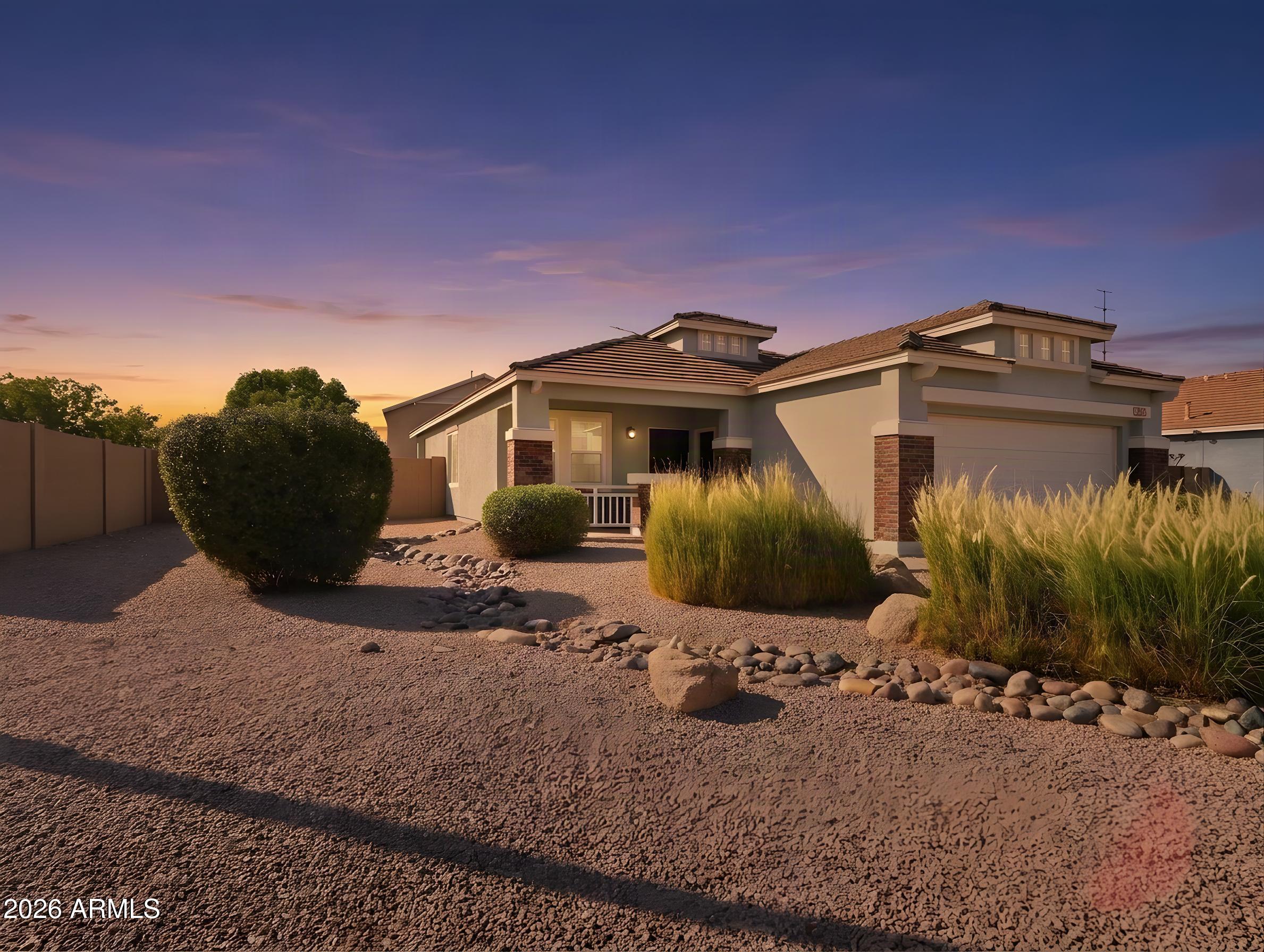 2588 E IVANHOE Court