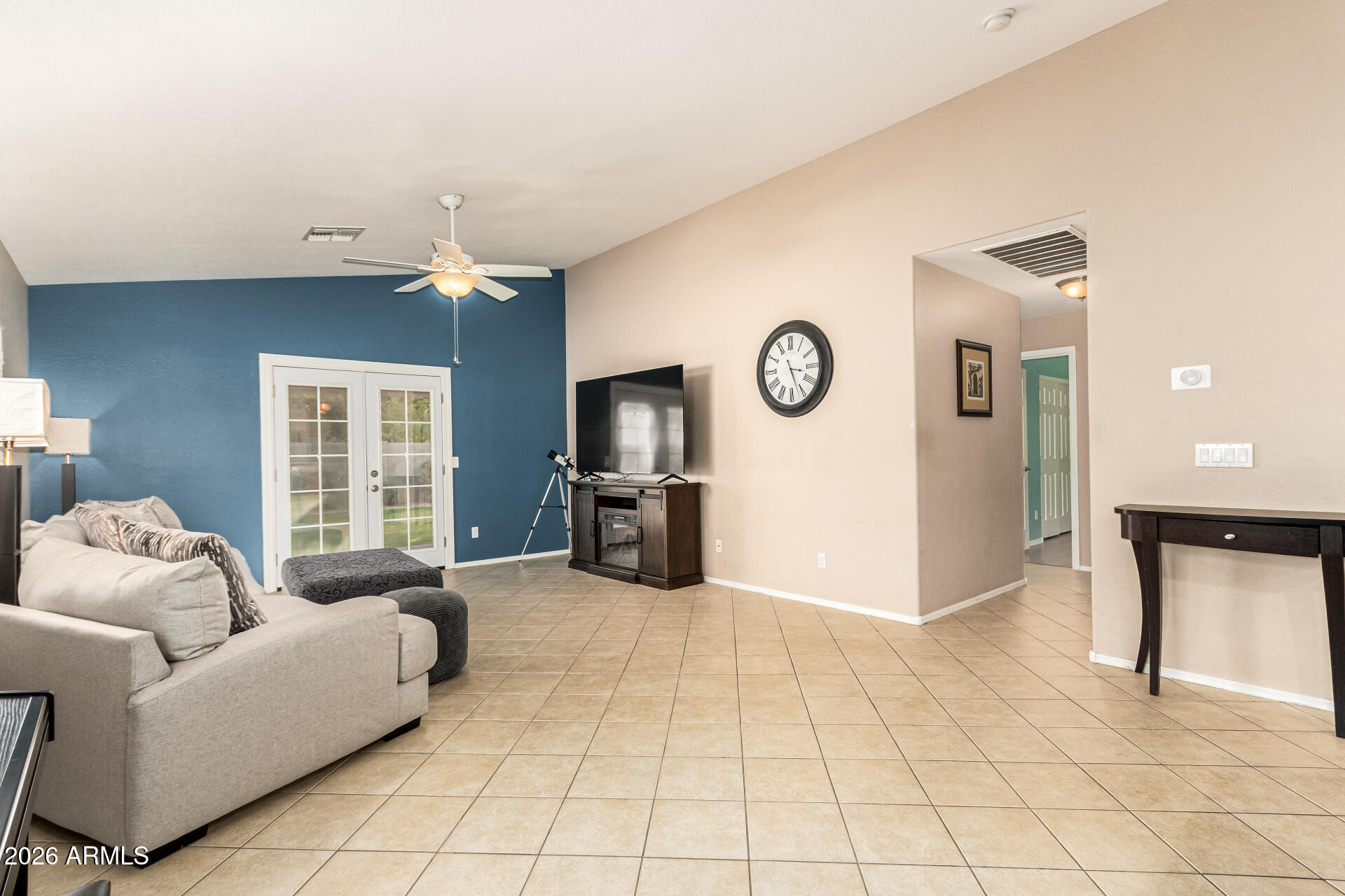 17765 W VENTURA Street