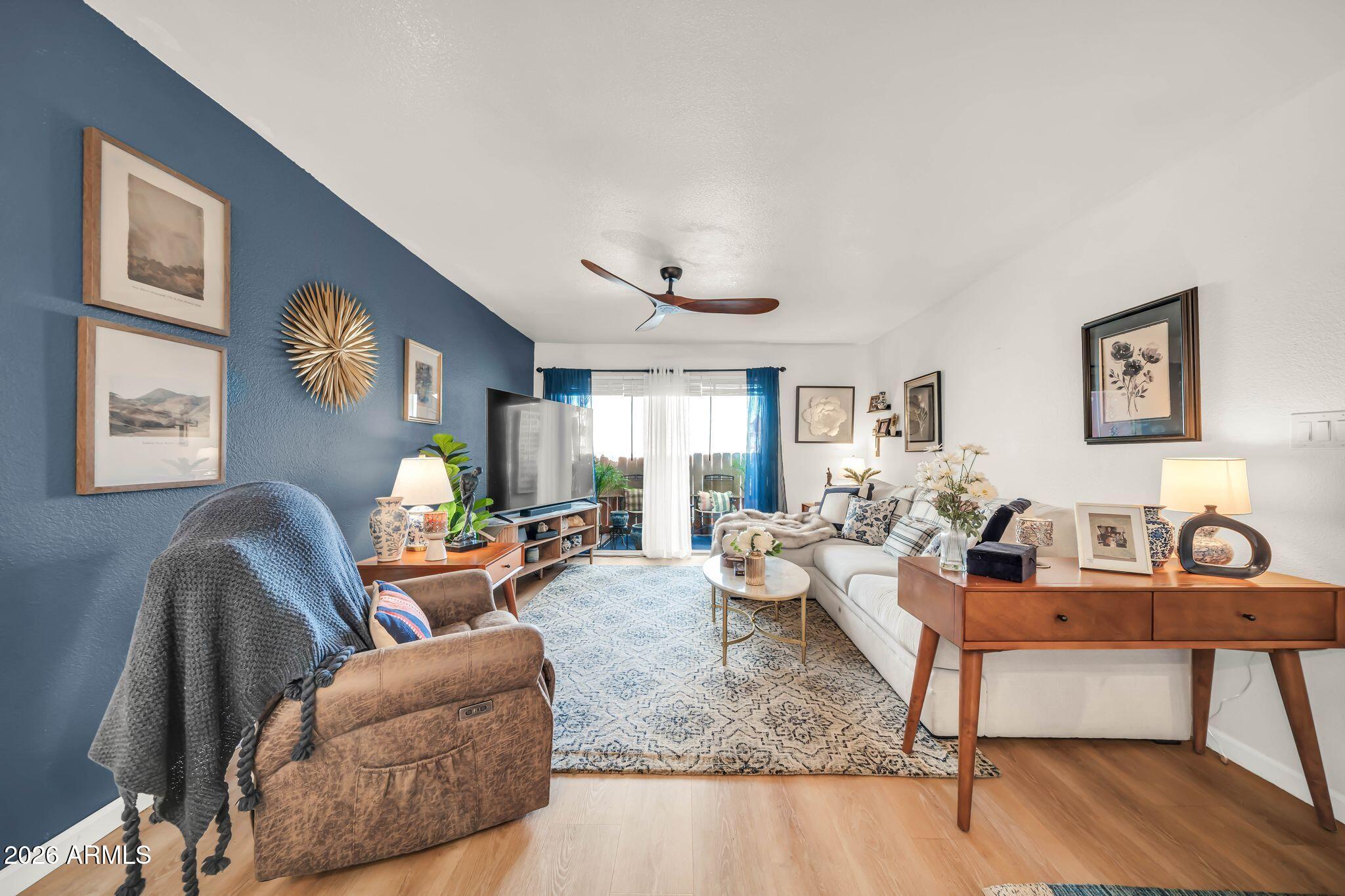 2121 W Royal Palm Road 2074