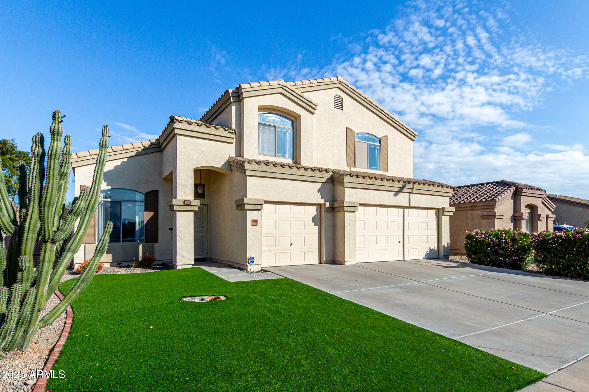 10536 W MAGNOLIA Street