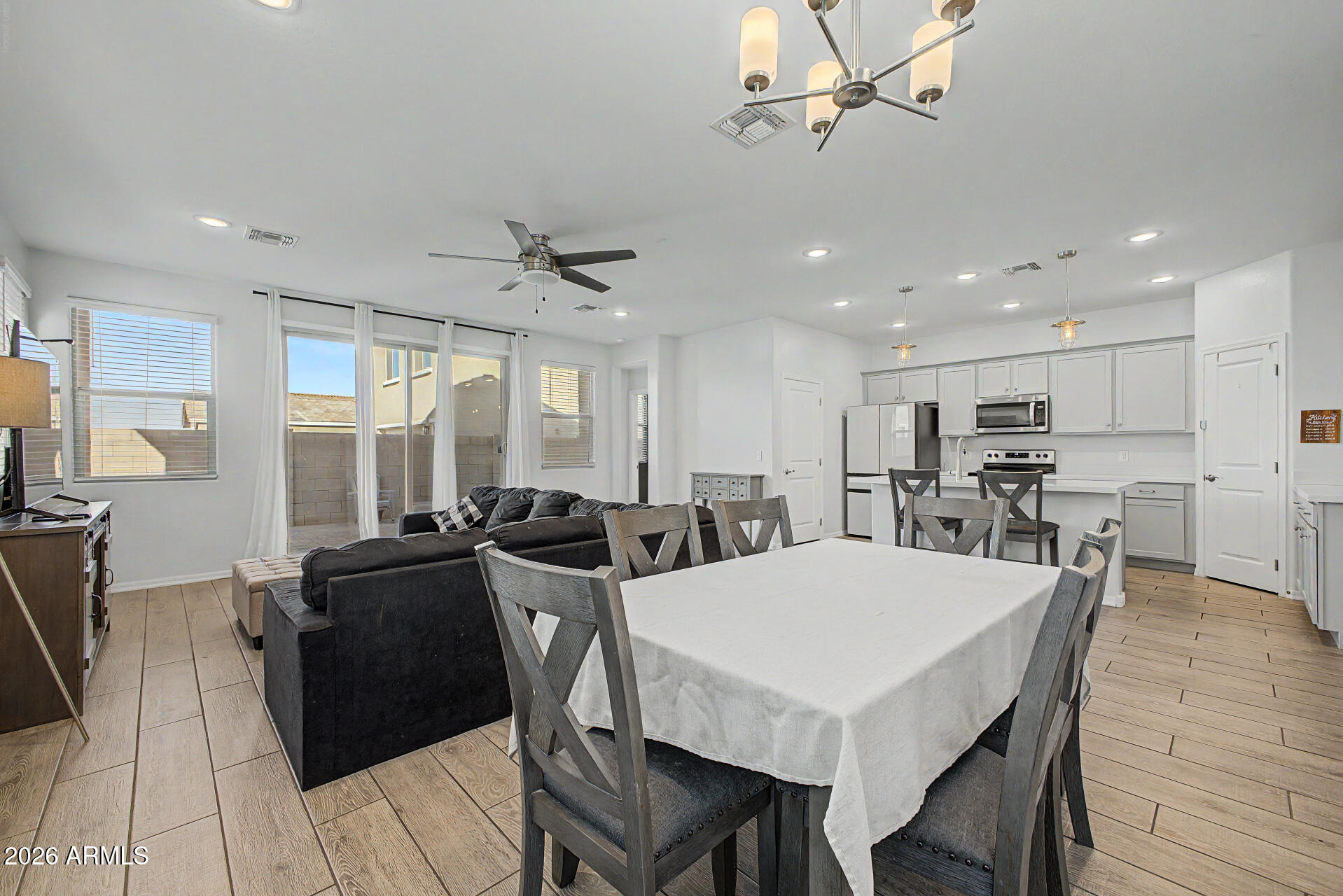 CENTERRA TRACT D REPLAT - Residential
