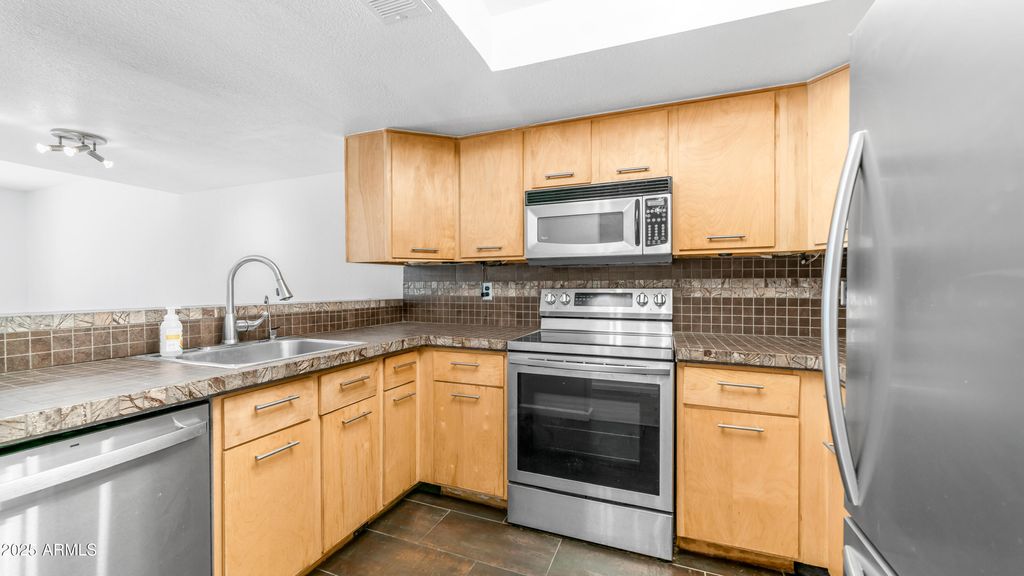 Photo of 122 S Hardy Drive #28, Tempe, AZ 85281 (MLS # 6898282)
