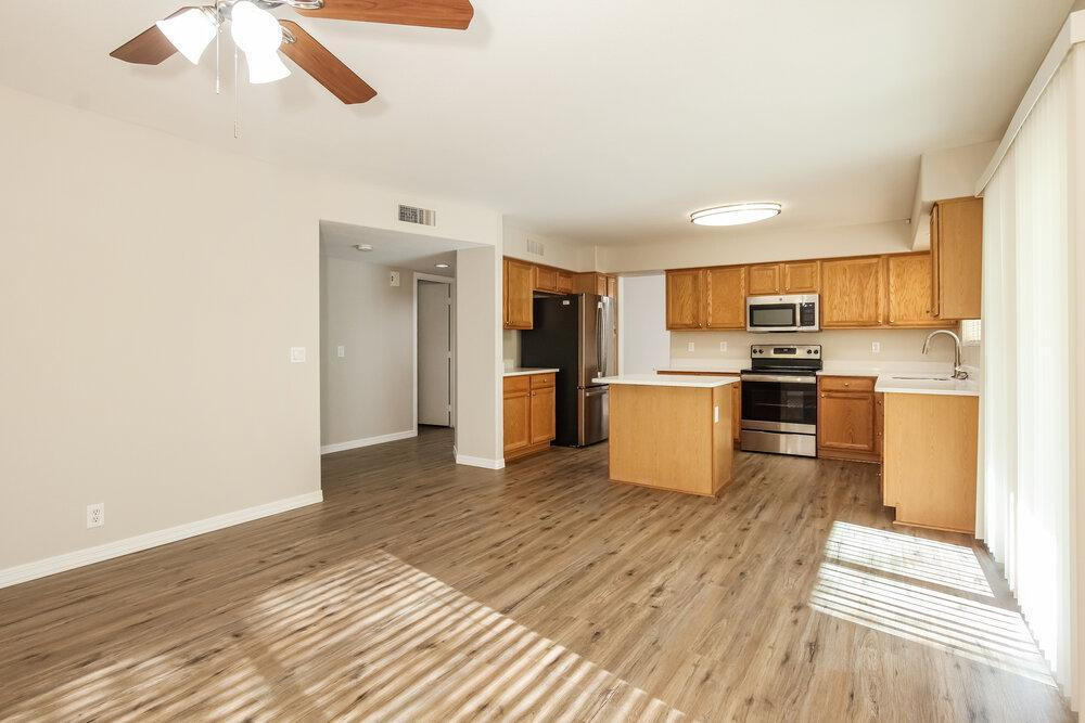 9243 W Saint John Road