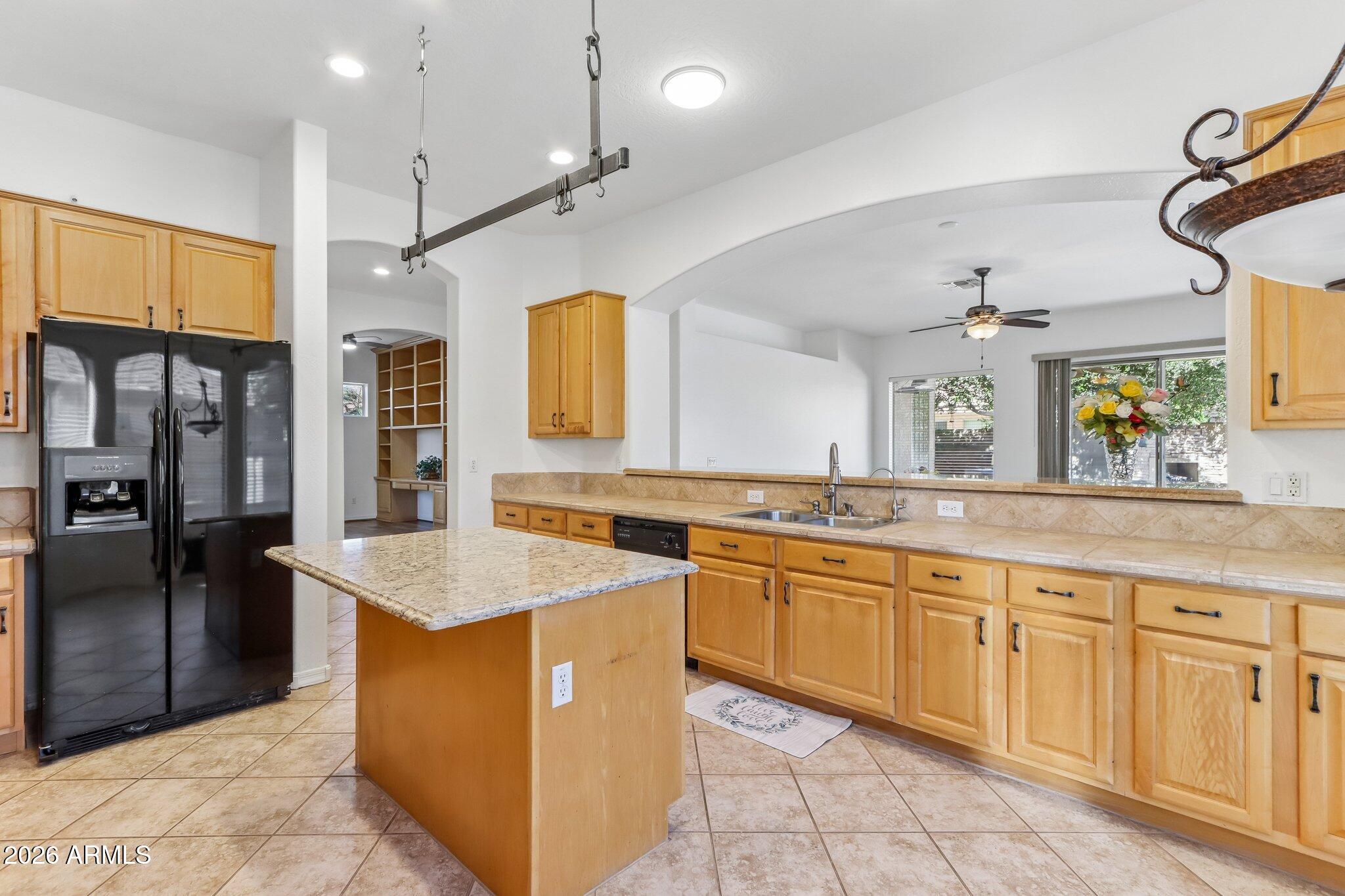 Homes for Sale in Queen Creek Arizona 3 832 W RAVEN Drive