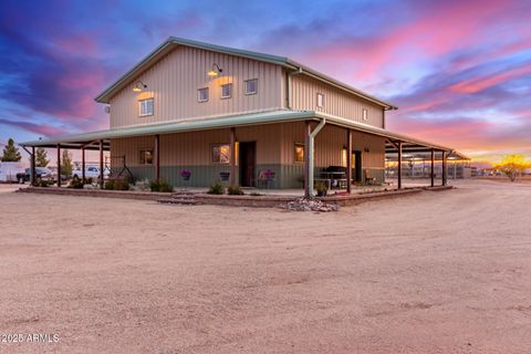 29756 N VARNUM Road San Tan Valley AZ 85143