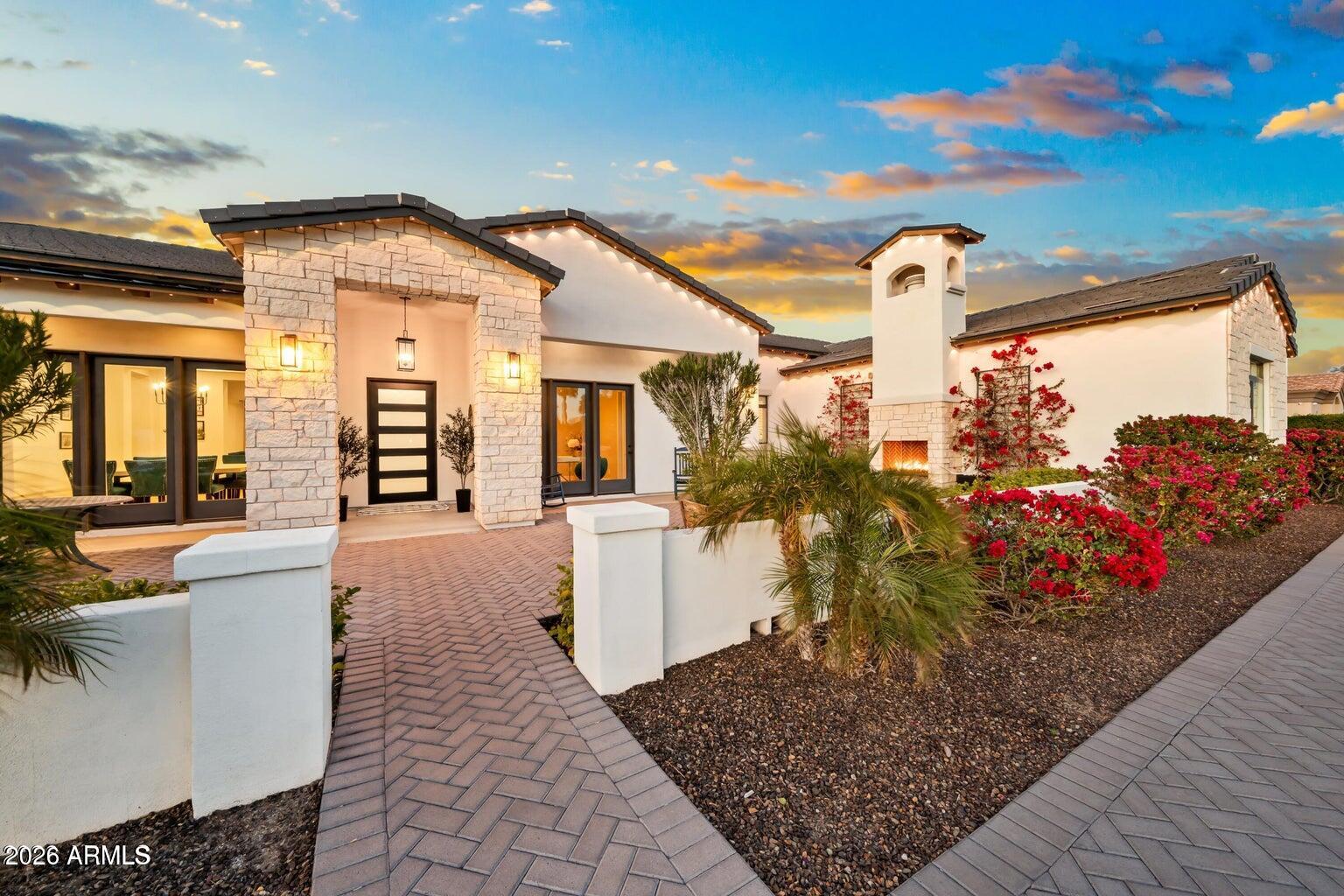 5348 W Encanto Verde Drive