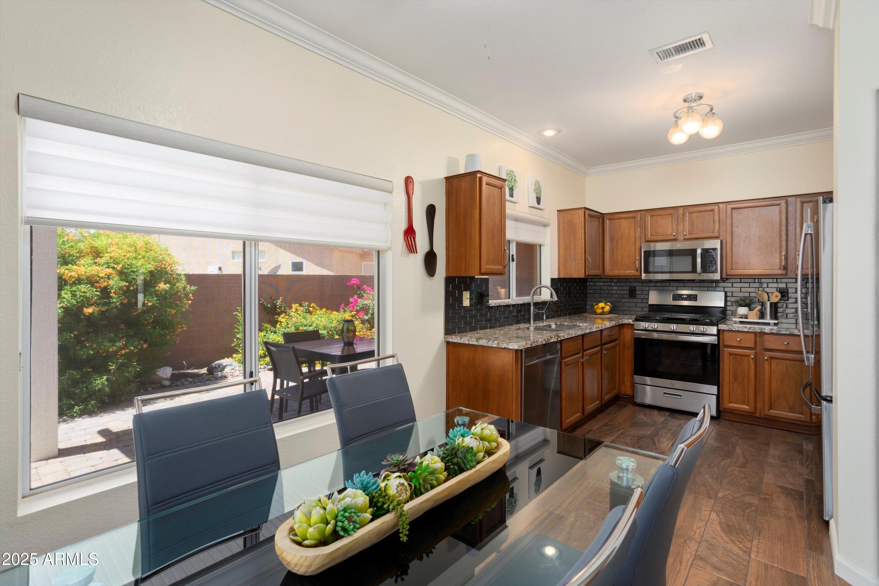 15445 W VIA MANANA --