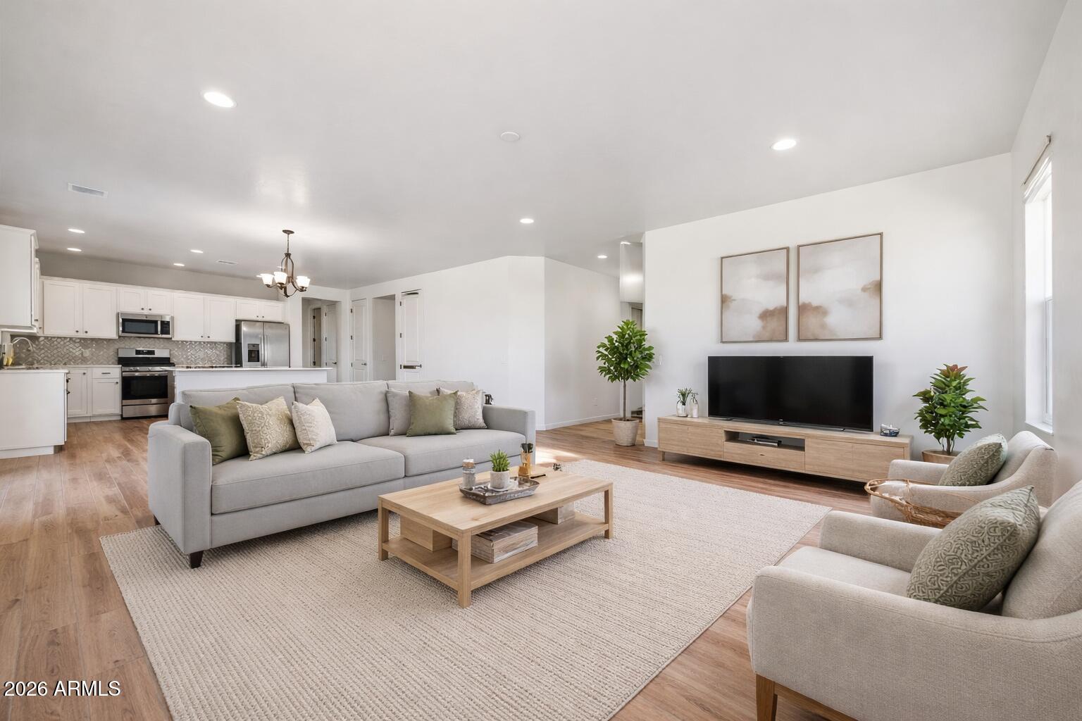 6741 E VAQUERO Circle