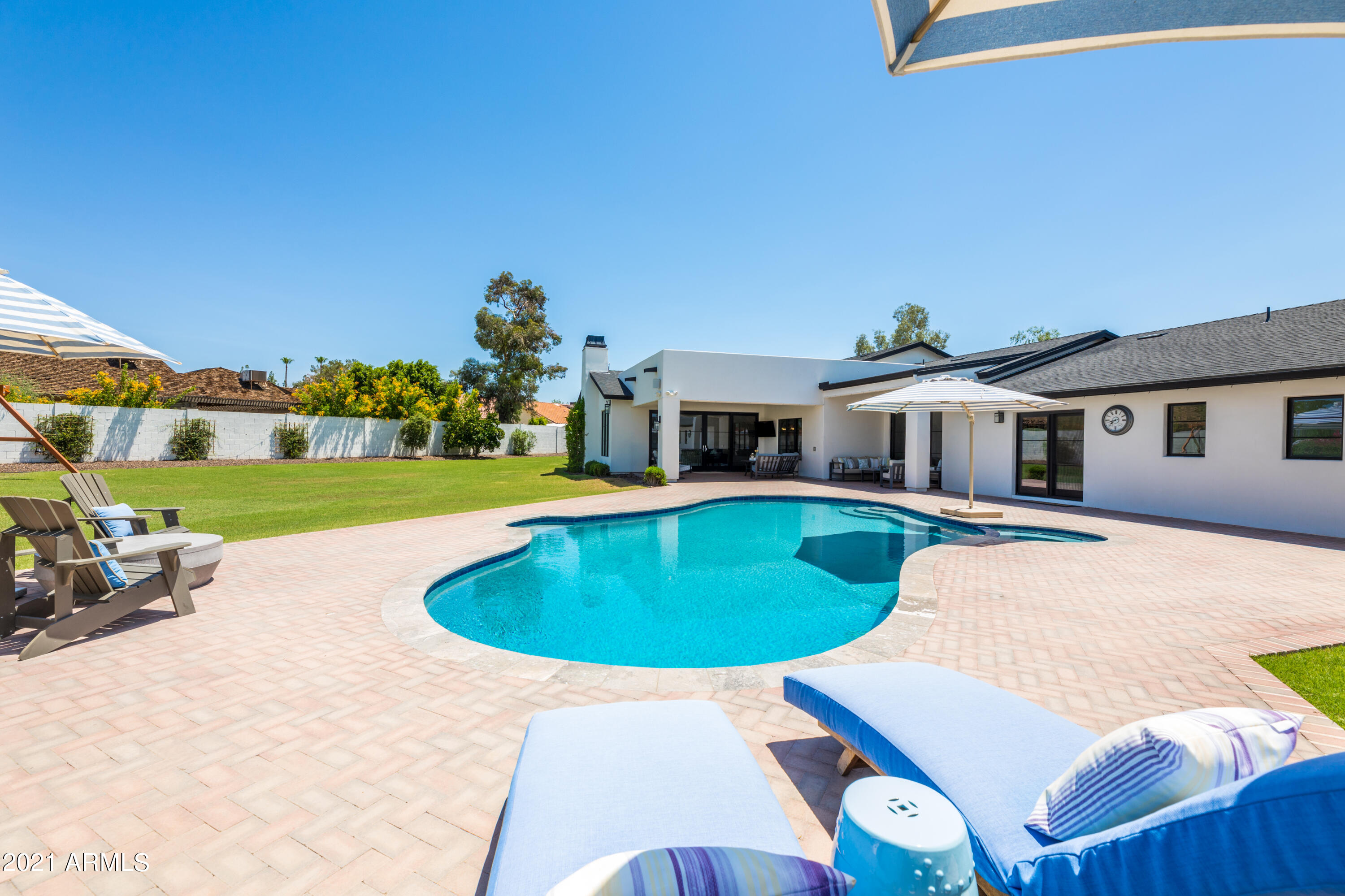 OAKHURST - Residential