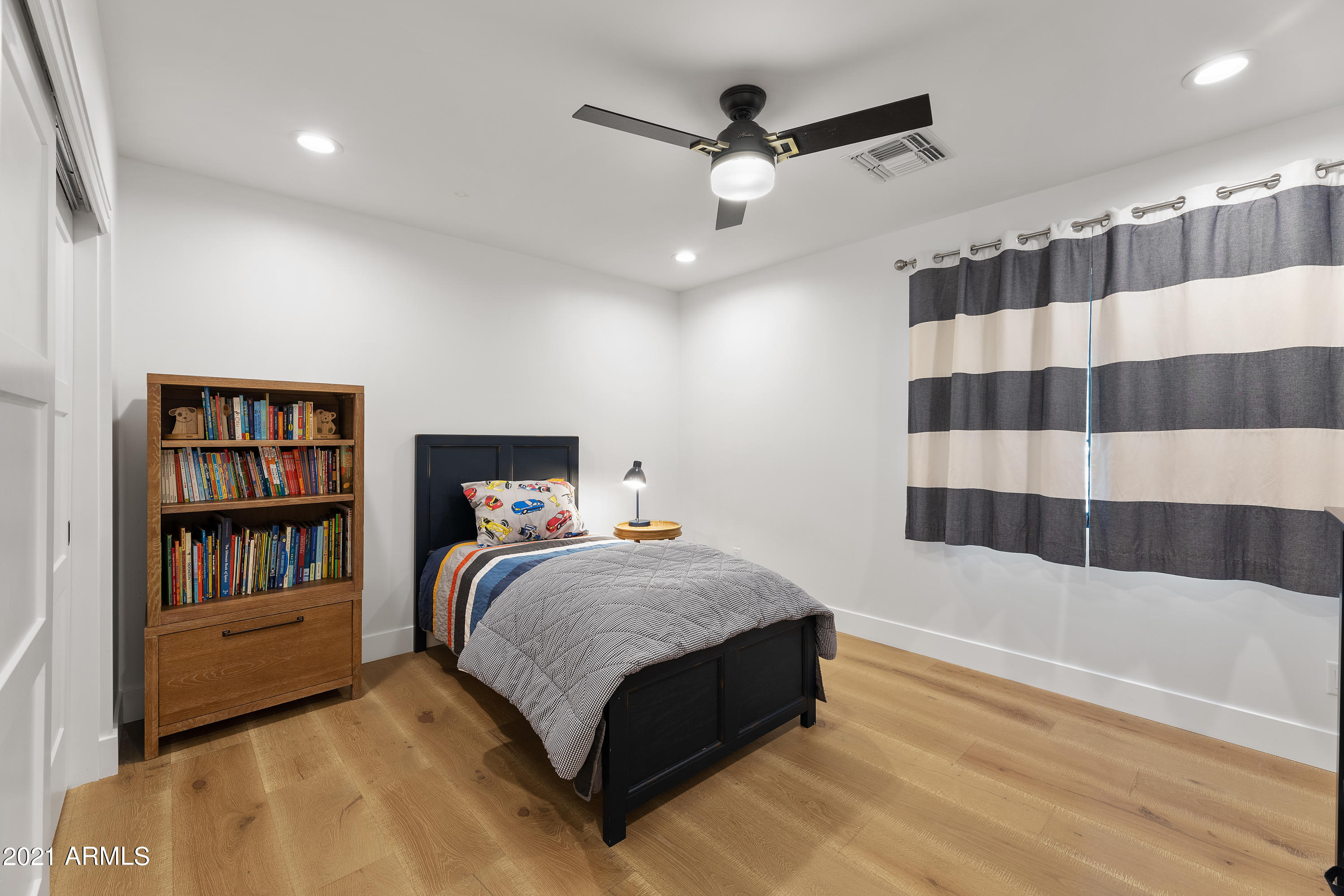 OAKHURST - Residential