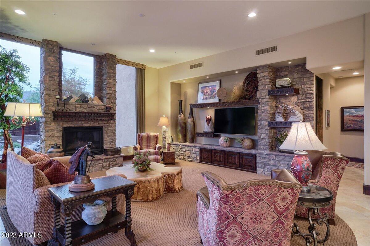 SONORAN CREST - Residential