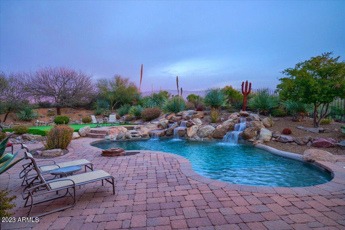 SONORAN CREST - Residential
