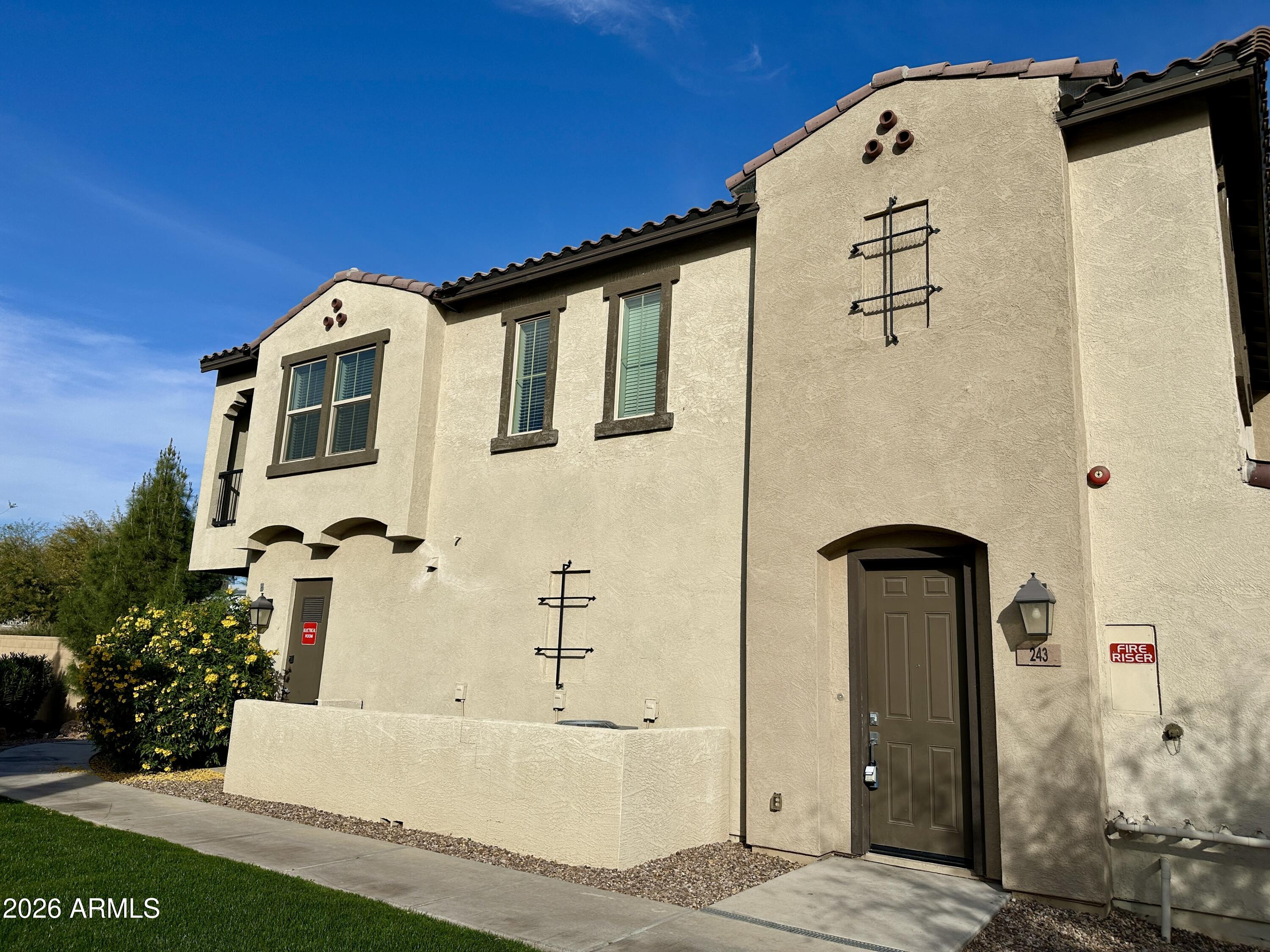 155 N LAKEVIEW Boulevard 243