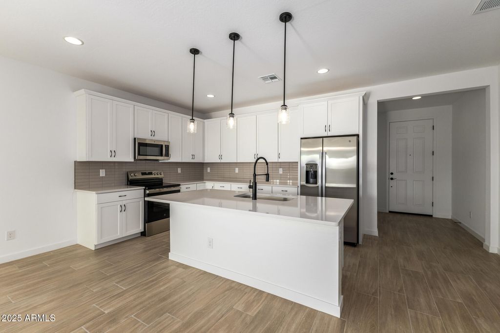 Photo of 18621 E Helian Drive, Gold Canyon, AZ 85118 (MLS # 6936550)