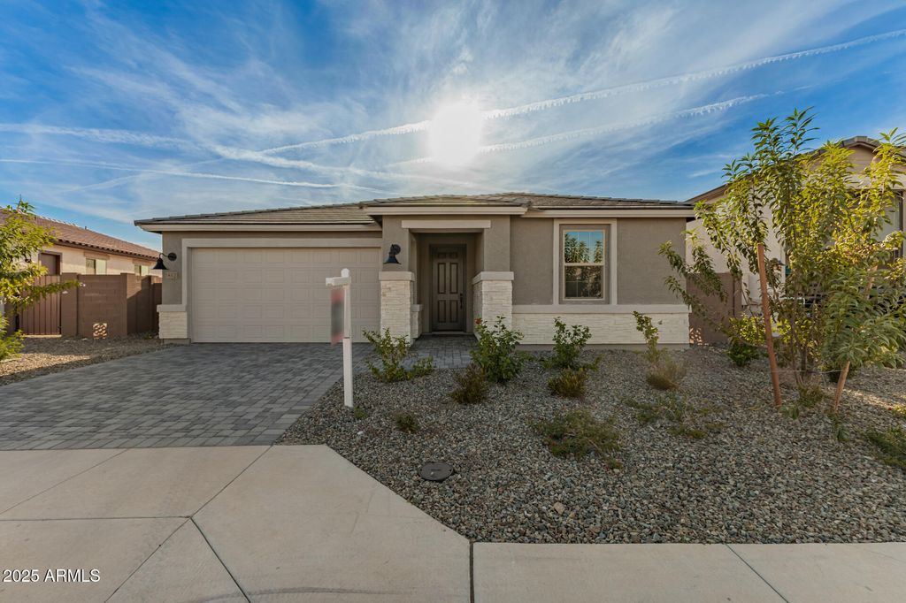 Photo of 18621 E Helian Drive, Gold Canyon, AZ 85118 (MLS # 6936550)