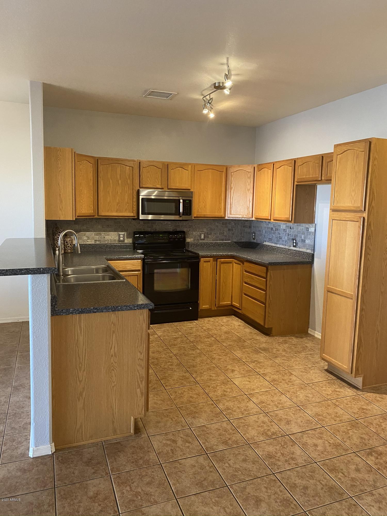 ESCONDIDO PHASE 2 - Residential