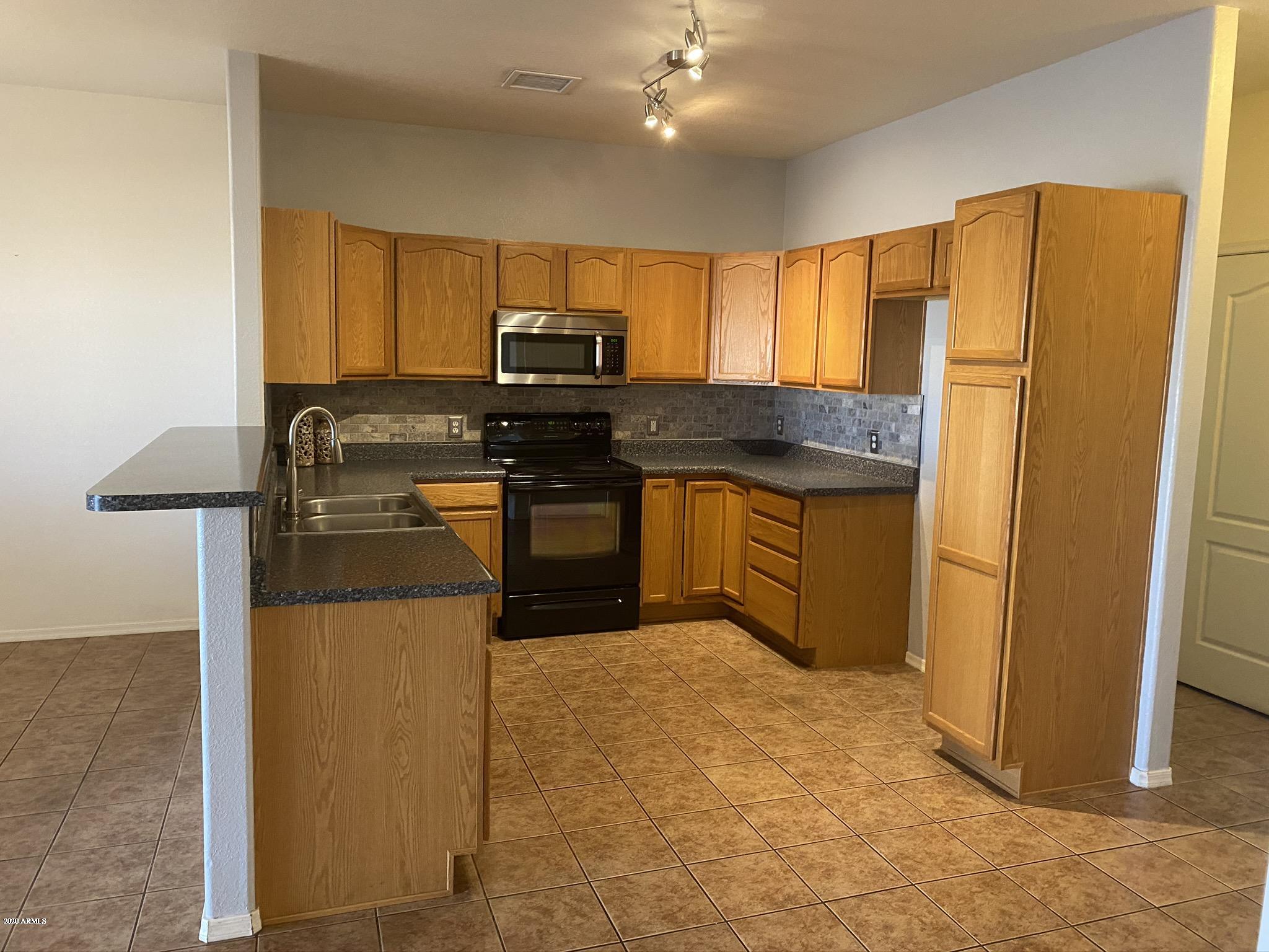 ESCONDIDO PHASE 2 - Residential