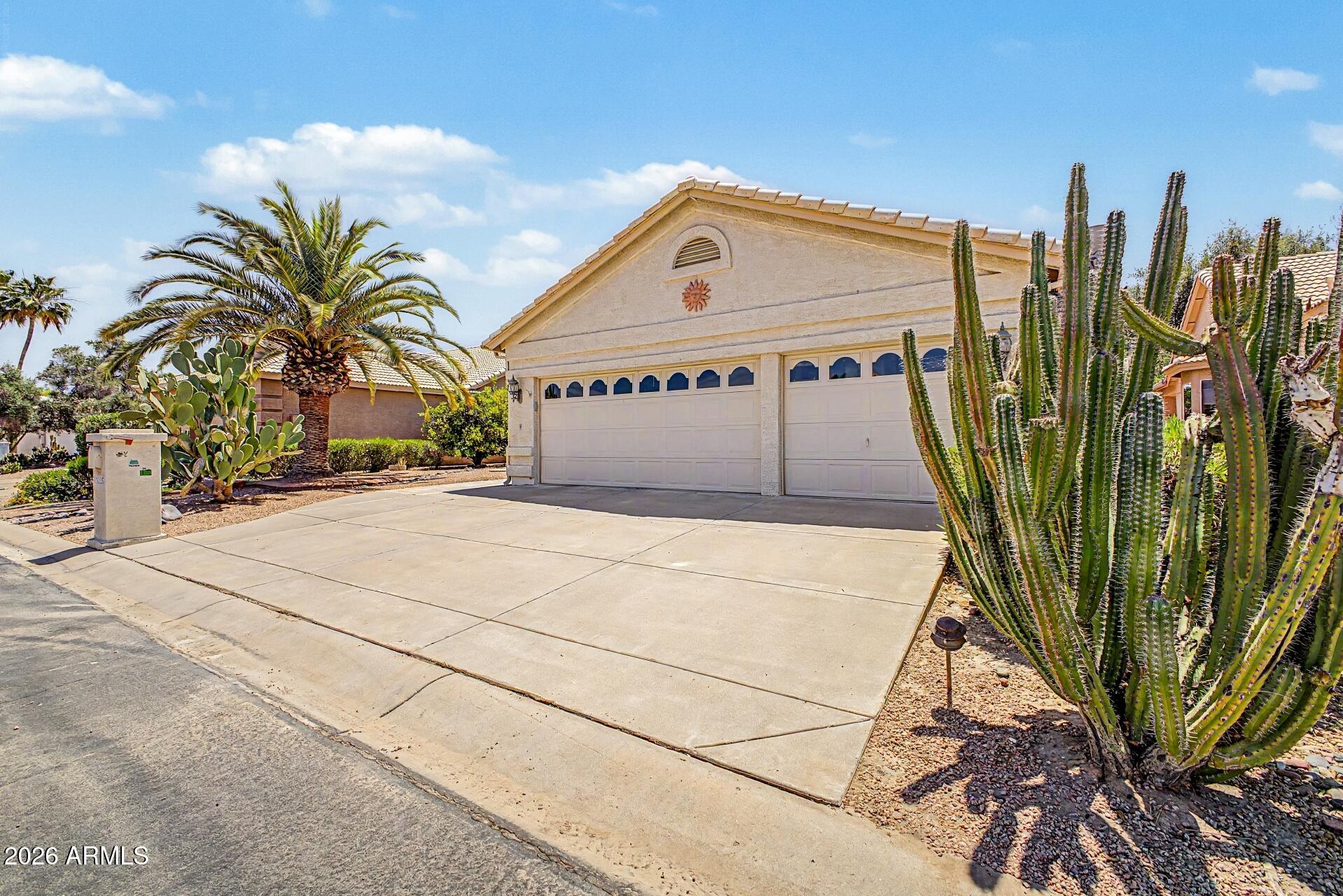 9525 E CHAMPAGNE Drive