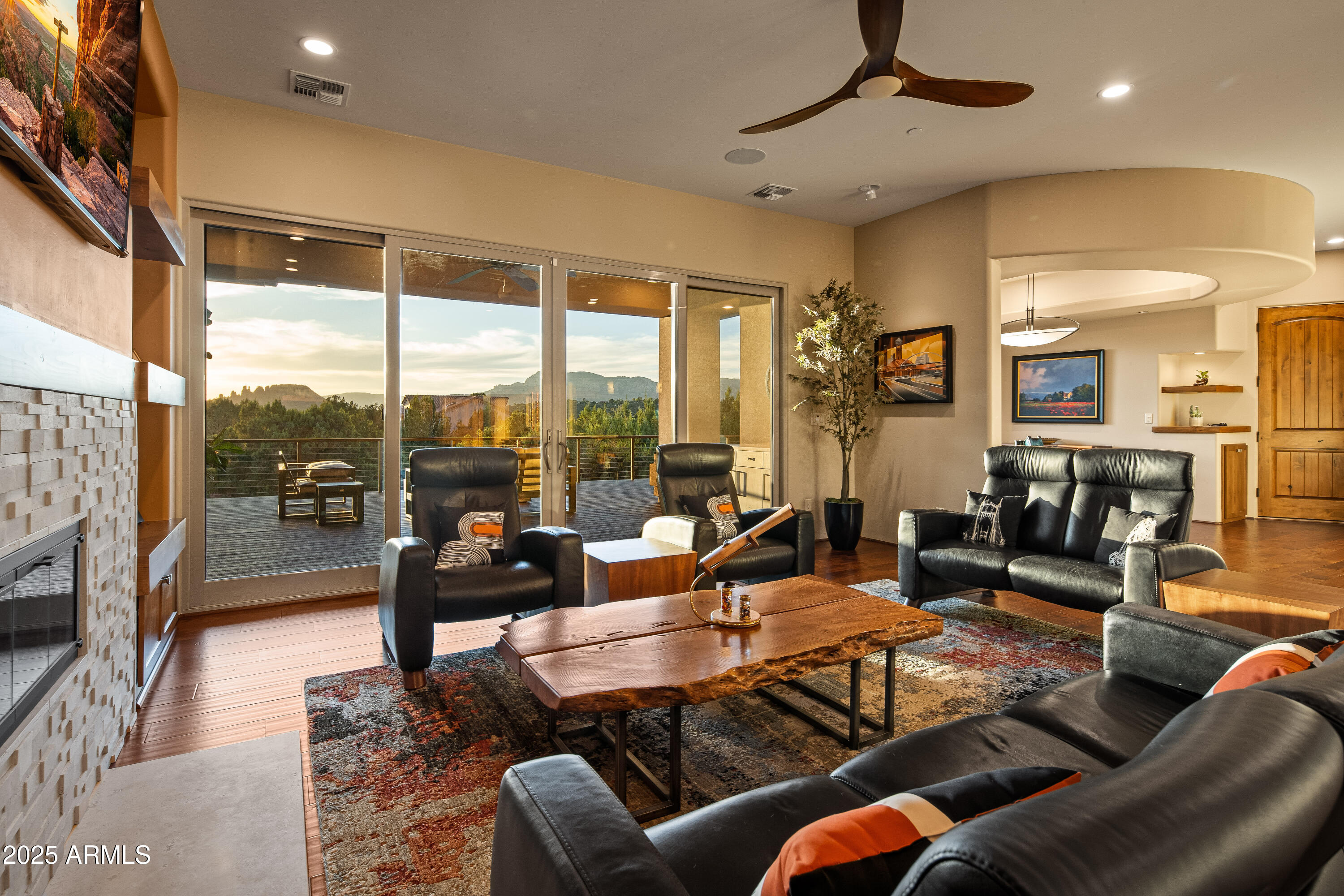 COR D' AMOR - Residential
