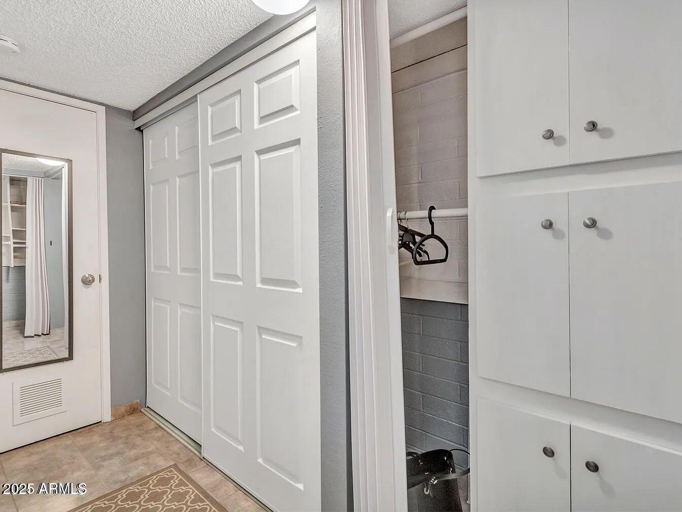 2551 W ROSE Lane 222