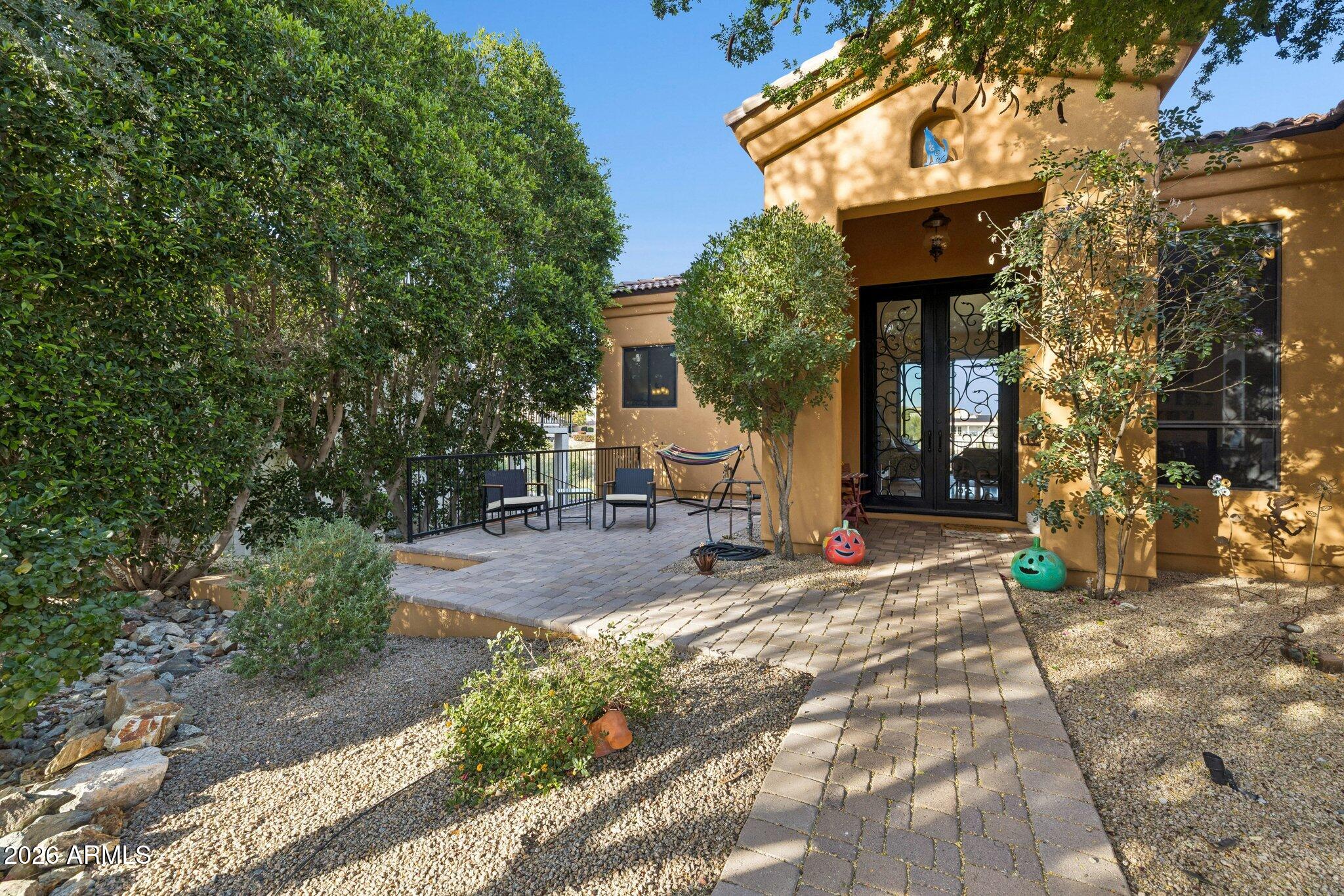 15832 E CHOLLA Drive