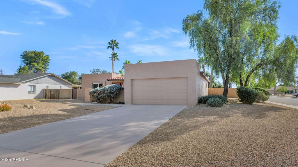 Photo of 6417 E Aire Libre Lane, Scottsdale, AZ 85254 (MLS # 6947255)