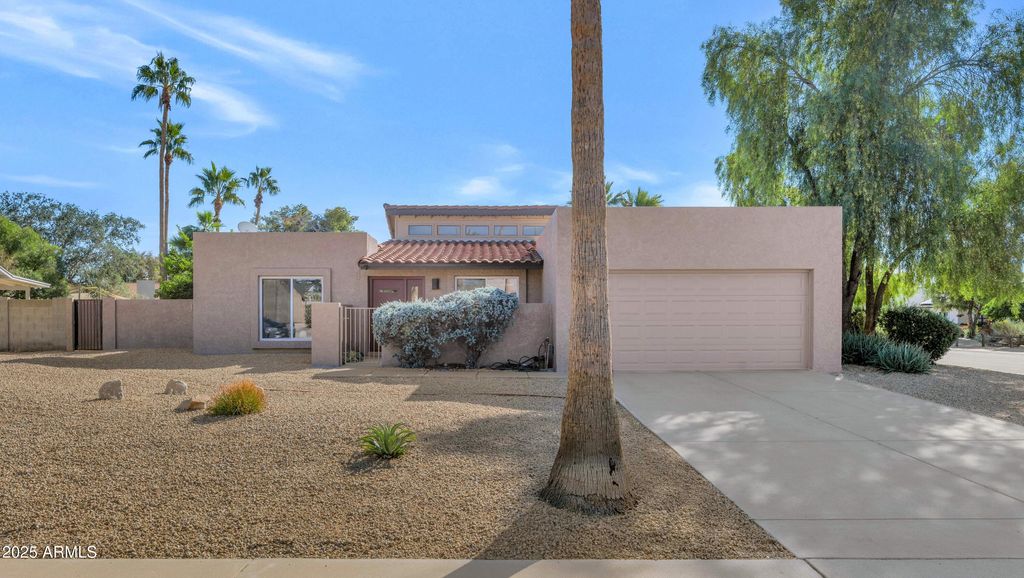 Photo of 6417 E Aire Libre Lane, Scottsdale, AZ 85254 (MLS # 6947255)