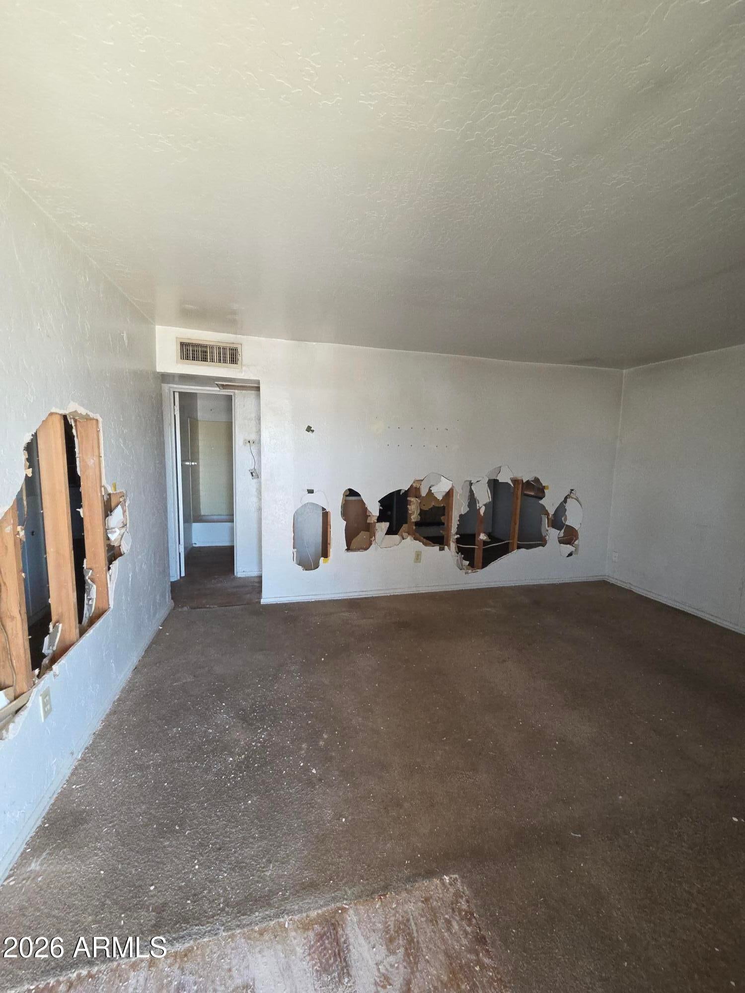 3038 W CORONADO Road