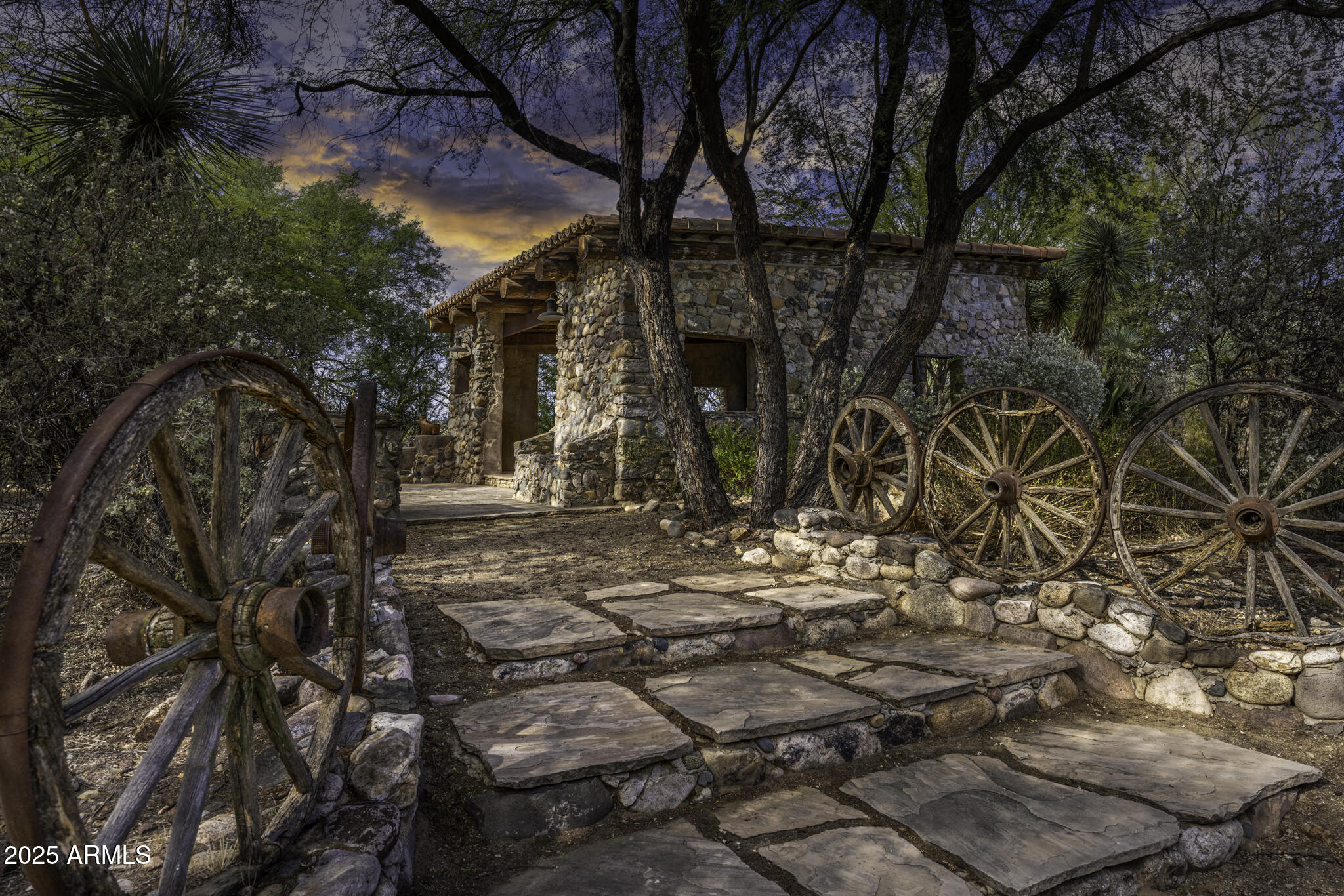 Lazy RC Ranch, Historic Brill Ranch on the Hassayampa River, Bordering the Nature Conservancy - Residential
