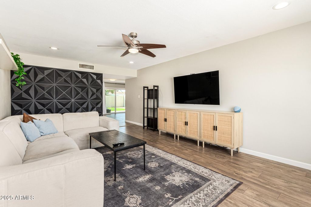 Photo of 1659 E Palmcroft Drive, Tempe, AZ 85282 (MLS # 6920561)
