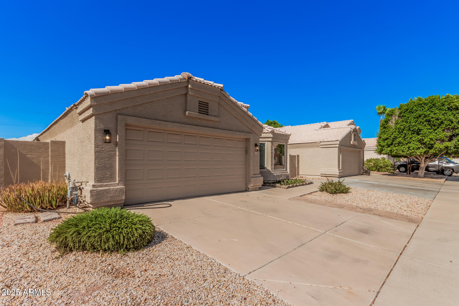 525 N VAL VISTA Drive 26