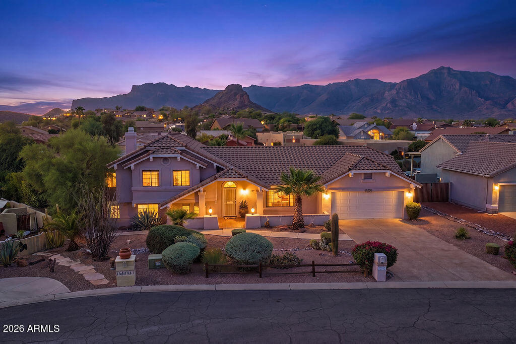 6653 S SINAGUA Court