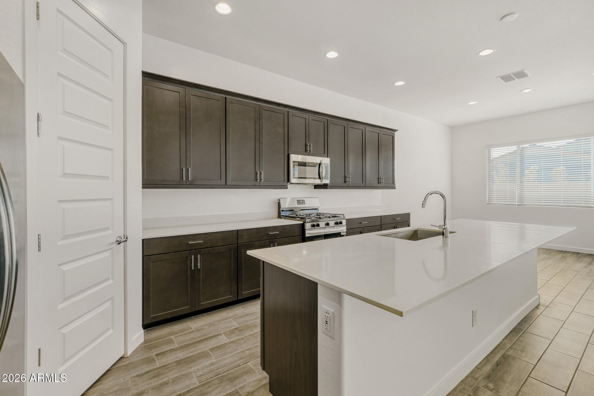 16833 W SMOKETREE Drive