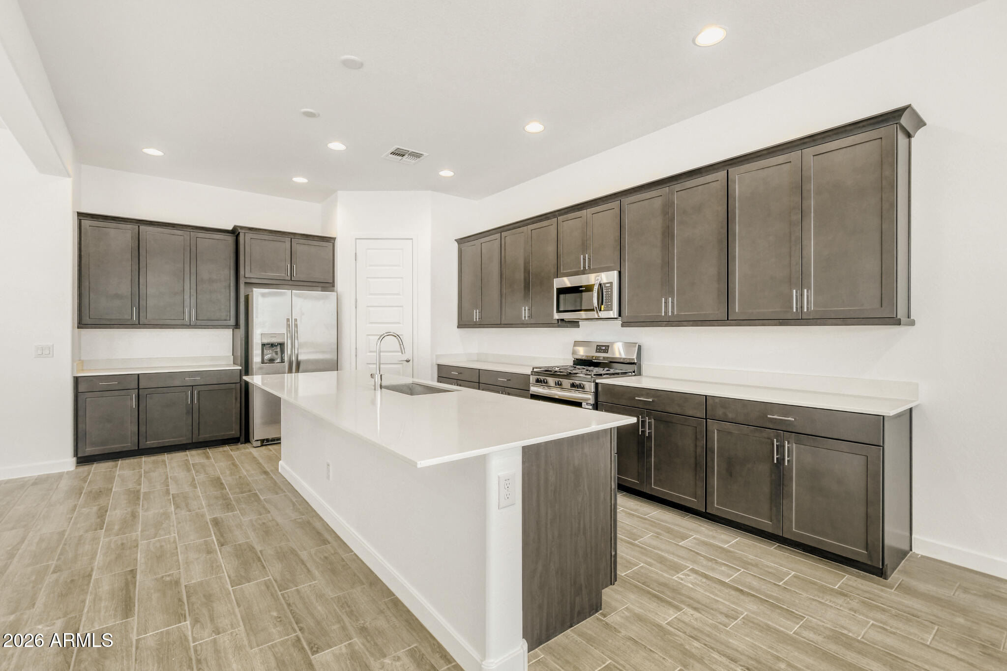 16833 W SMOKETREE Drive