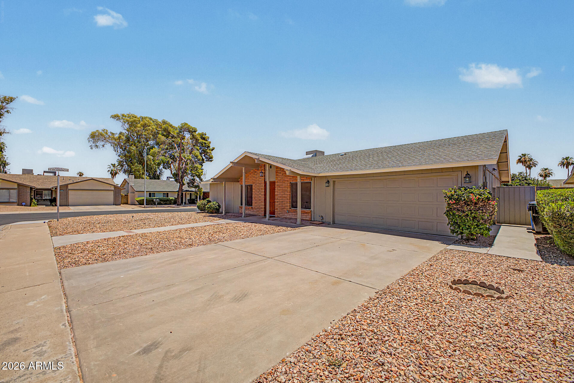 4305 E EQUESTRIAN Trail