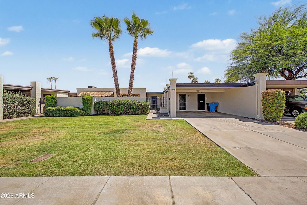 Photo of 2905 W Glendale Avenue, Phoenix, AZ 85051 (MLS # 7031909)