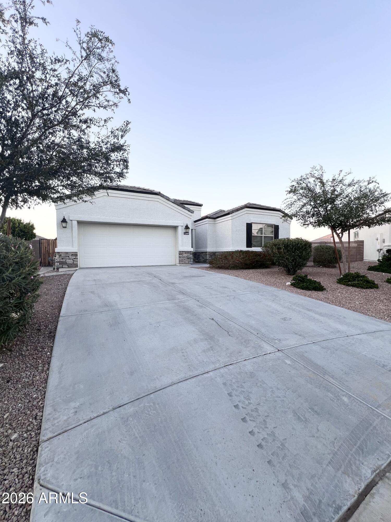 3969 N 301ST Circle