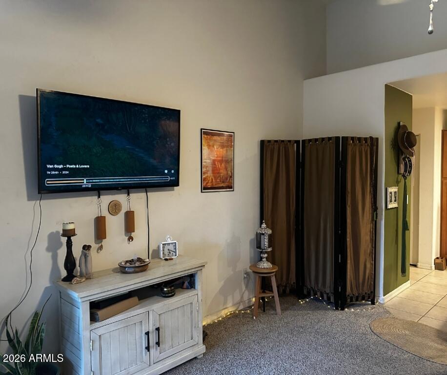 2201 N Comanche Drive 2098