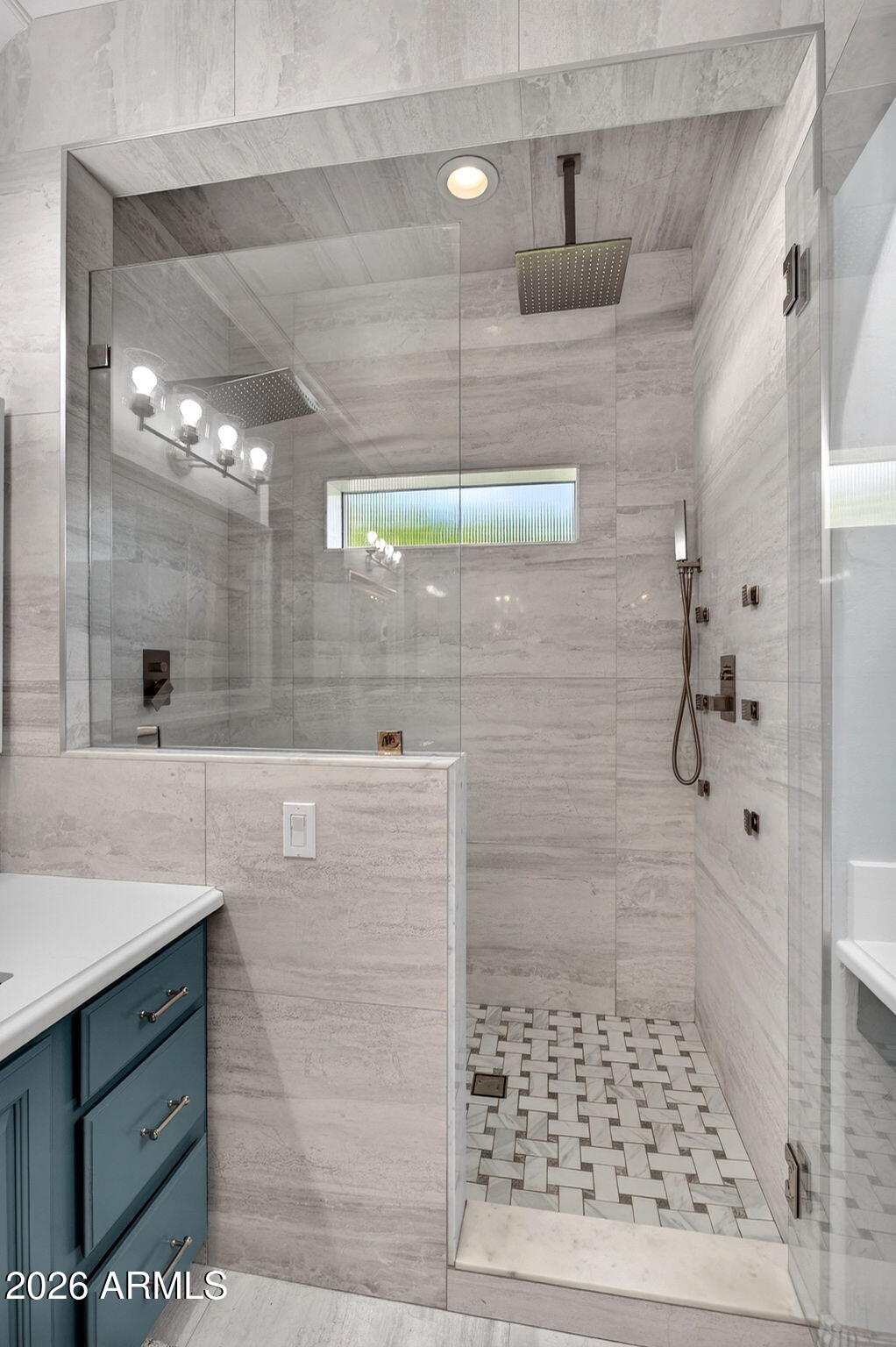 WEST LAKE ESTATES - Residential