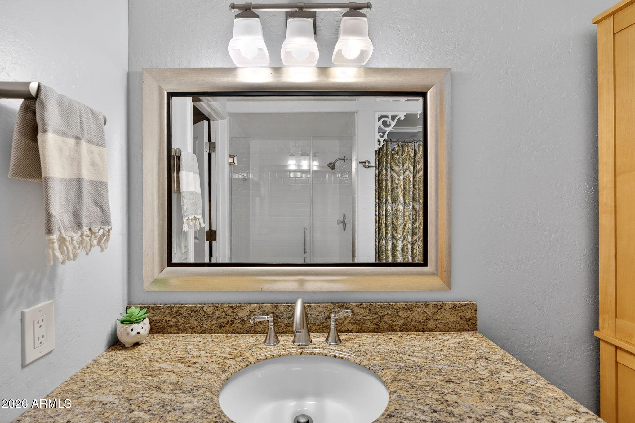 WEST LAKE ESTATES - Residential