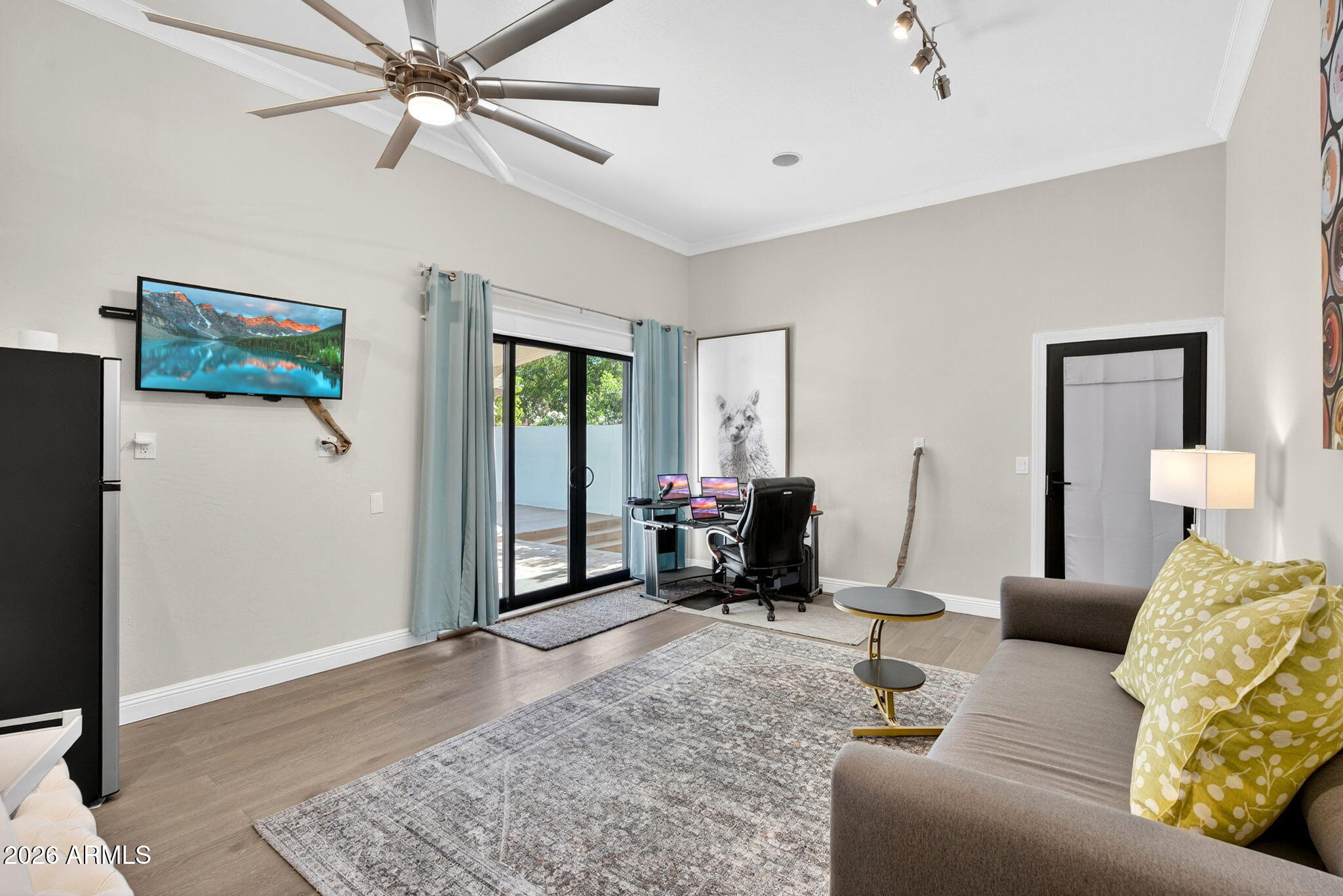 WEST LAKE ESTATES - Residential