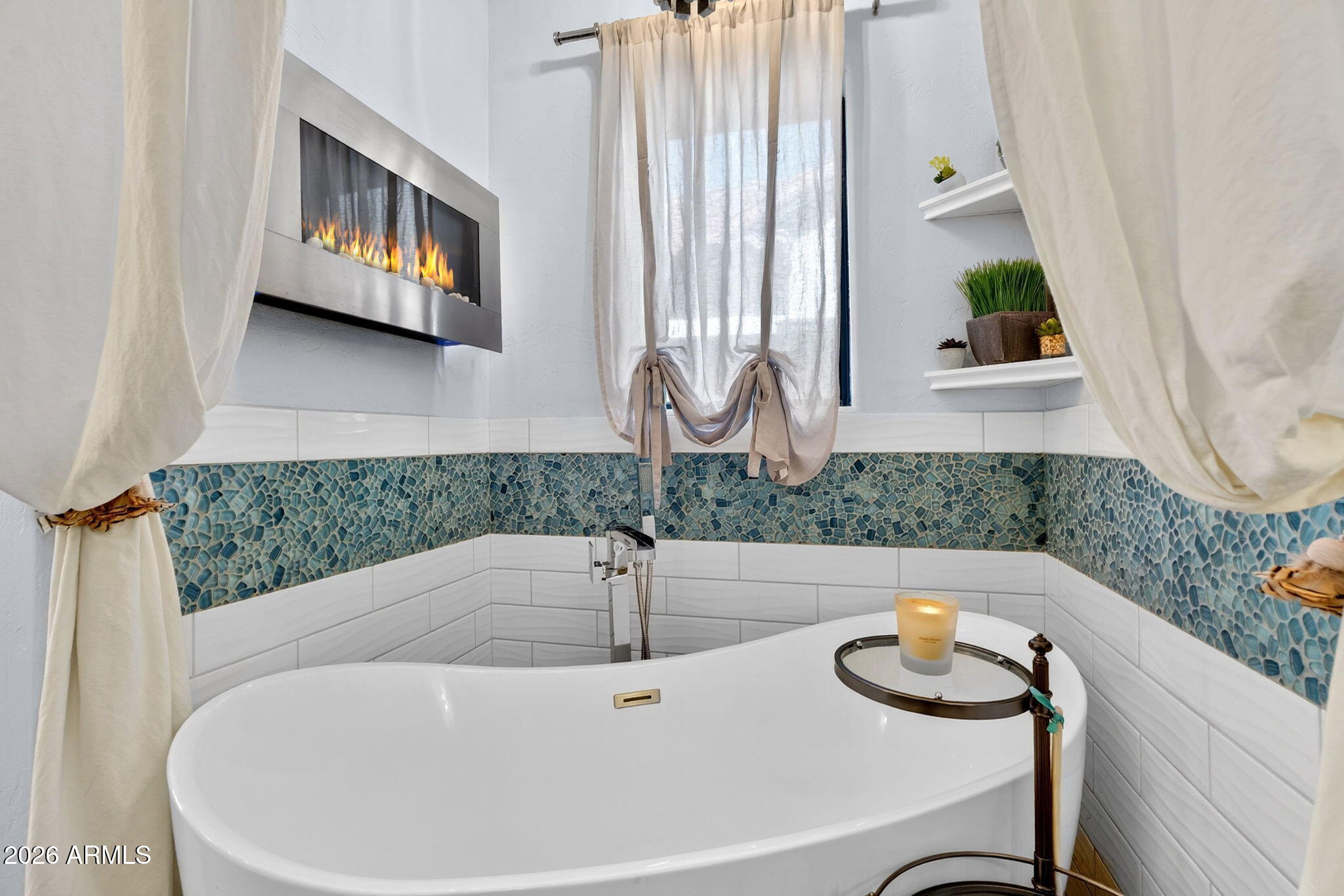 WEST LAKE ESTATES - Residential