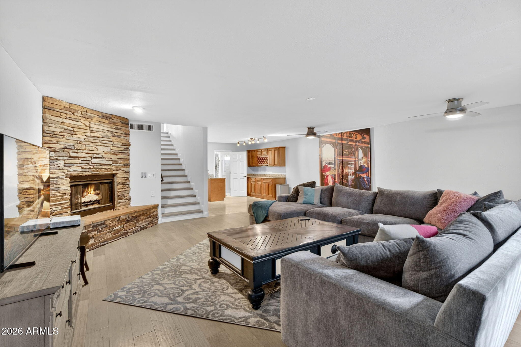WEST LAKE ESTATES - Residential