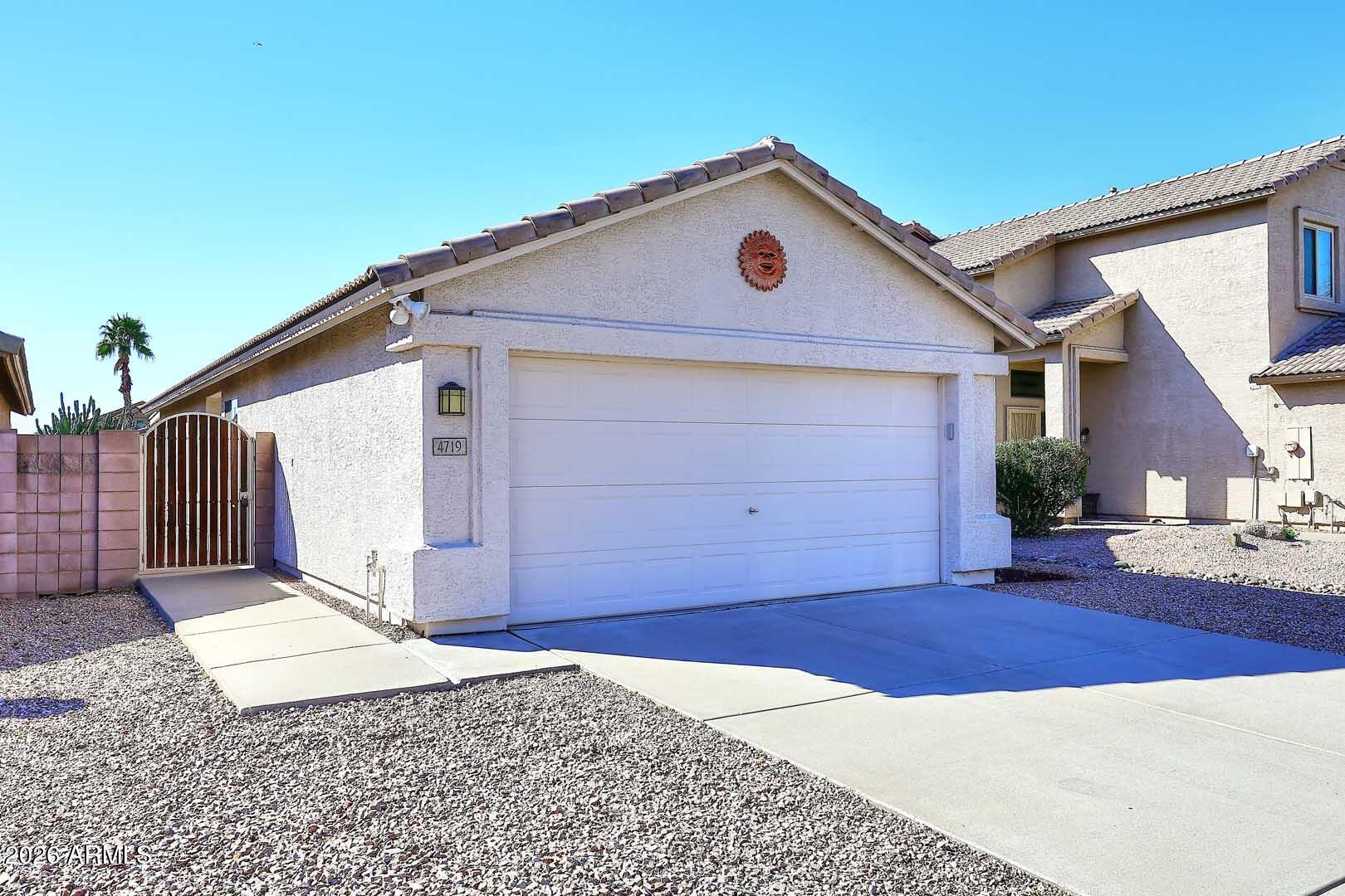 Properties 1 4719 E AMBERWOOD Drive